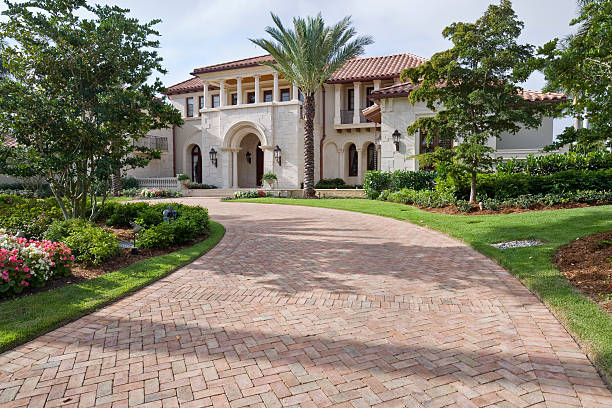 Reasons to Select Us for Your Driveway Paving Requirements in La Riviera, CA